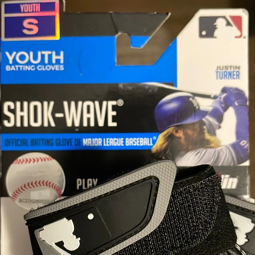 Franklin Youth Batting Gloves - Black and Gray